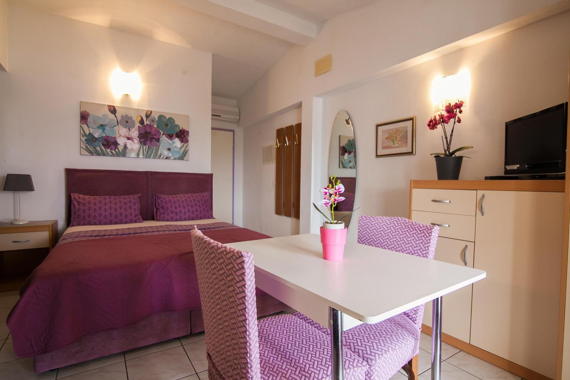 Apartments Paula Μπολ Εξωτερικό φωτογραφία