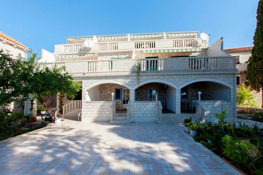 Apartments Paula Μπολ Εξωτερικό φωτογραφία